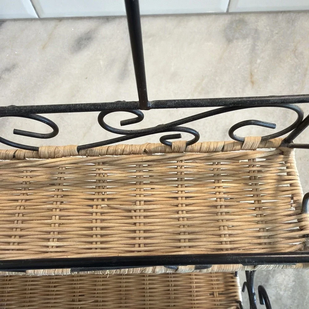 Vintage 1980's 2 Tier Metal/wicker Wall Hang Or Sit Shelf OLA002